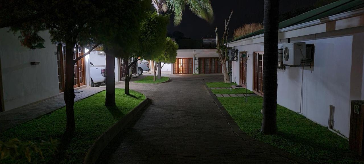 Shonalanga Lodge Vryheid Exterior photo