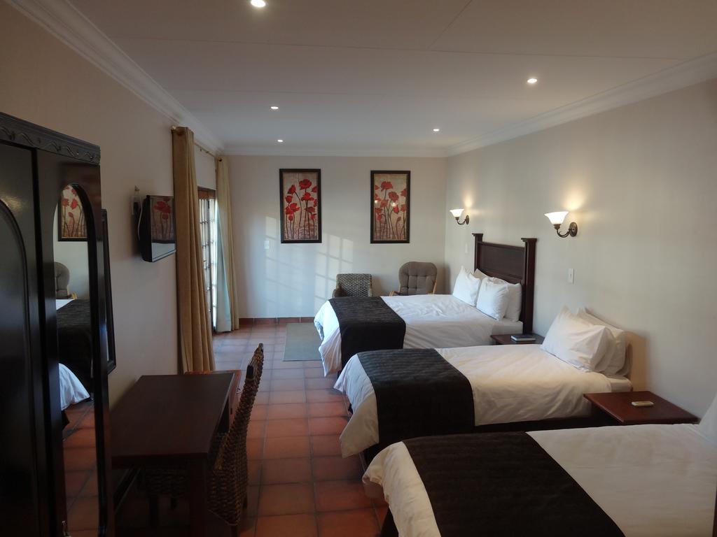 Shonalanga Lodge Vryheid Room photo